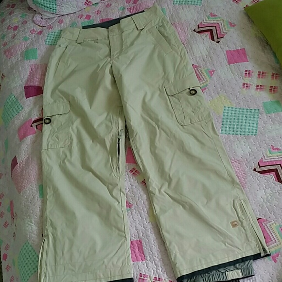 Millenium Three medium size women snowboard pants - Picture 1 of 4